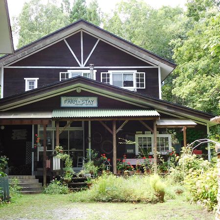 Country Lodge Farmstay Hakuba Extérieur photo