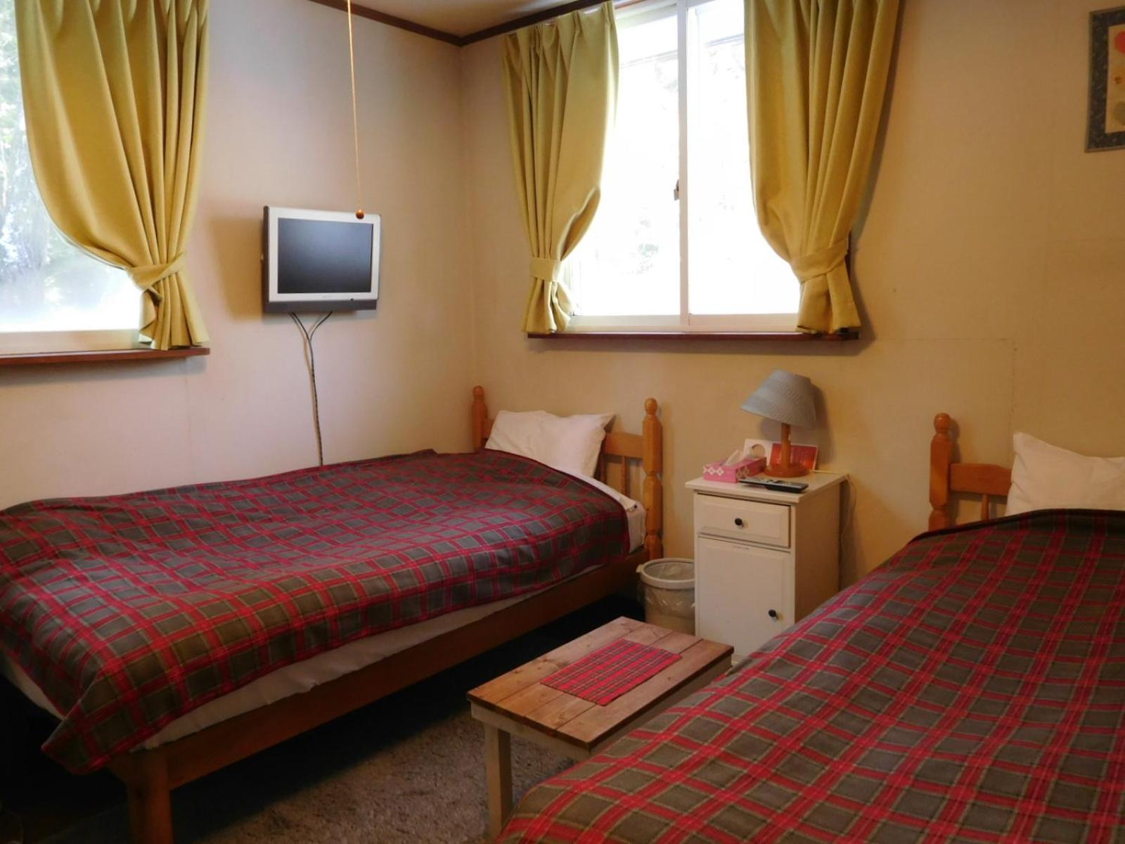 Country Lodge Farmstay Hakuba Extérieur photo
