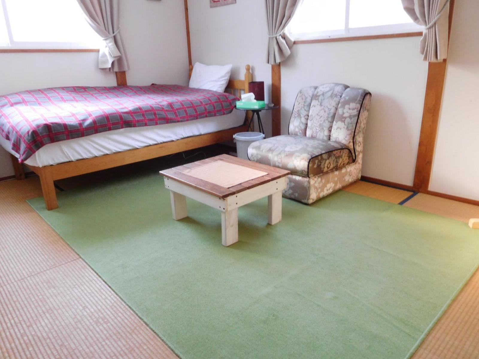 Country Lodge Farmstay Hakuba Extérieur photo